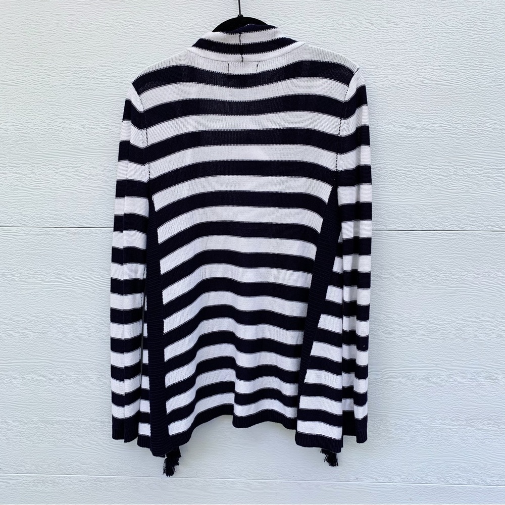 Duffield Lane Cardigan - Picture 2 of 5